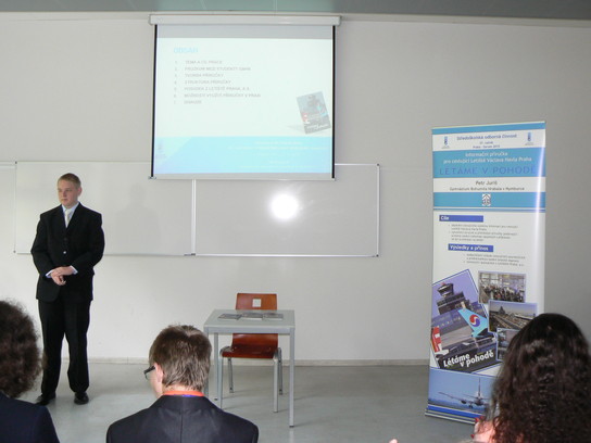 P. Juriš při obhajobě v RK SOČ 2015