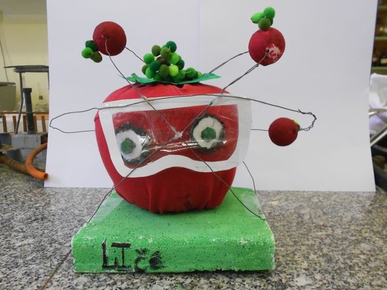 Pohár vědy 2016_Maskot týmu Rajčata