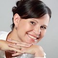 absolventka Alena Mocová