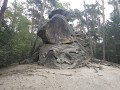 skalní reliéf Had sochaře Václava Levého